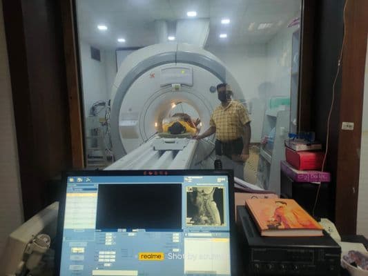 2. CALCUTTA NATIONAL MEDICAL COLLEGE &HOSPITAL